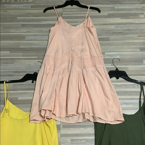 3 NEW Wonderly Dresses With lining, sleeveless MEDIUM, viscose, polyester - Picture 13 of 13